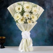 Beautiful White Gerbera Bouquet: 