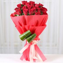 Romantic Red Roses Bouquet: 